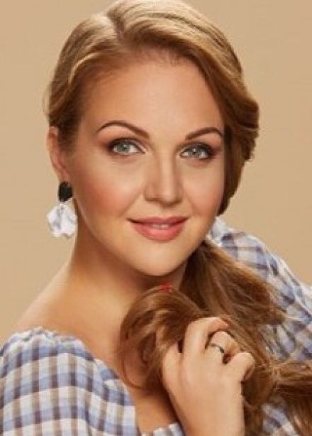 Марина Девятова