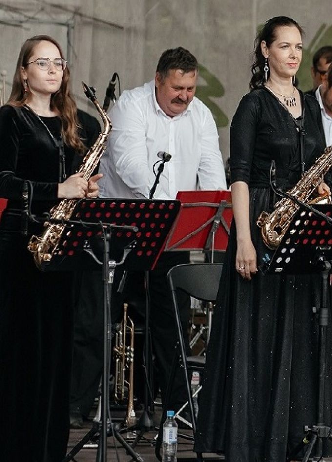 Биг-бэнд духового оркестра «Держава»