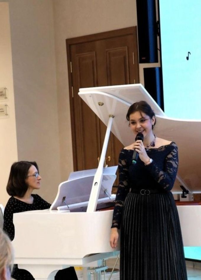 Моноспектакль «Корзина с еловыми шишками»