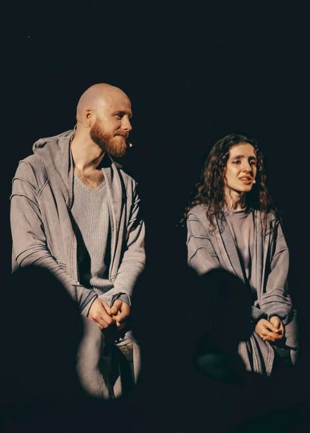 Спектакль «Я — счастье. В объятьях неба»