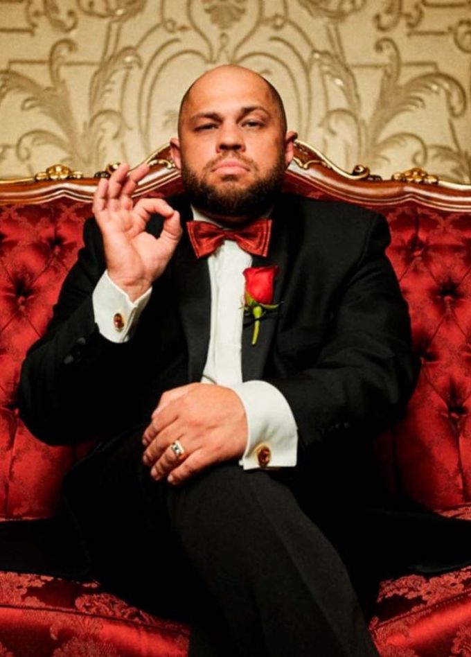 Спектакль «Ни дать, ни зять»