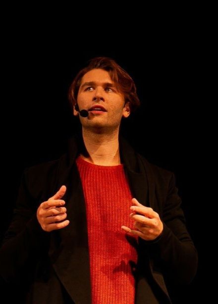 Спектакль «Глубокое отражение»