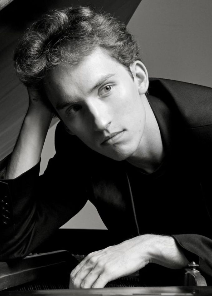 Закрытие 82-го концертного сезона