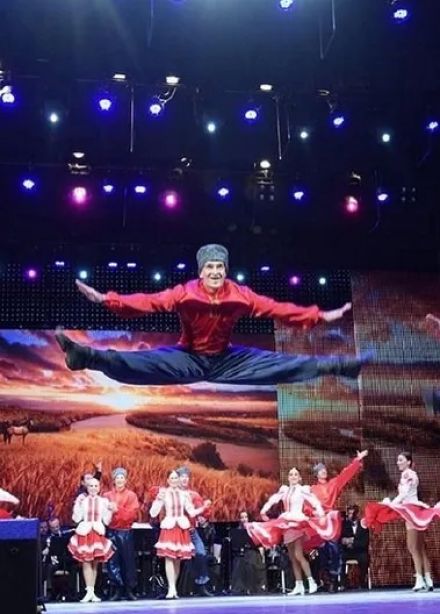 Закрытие фестиваля «Мир, Эпоха, Имена...». Ансамбль «Донбасс»