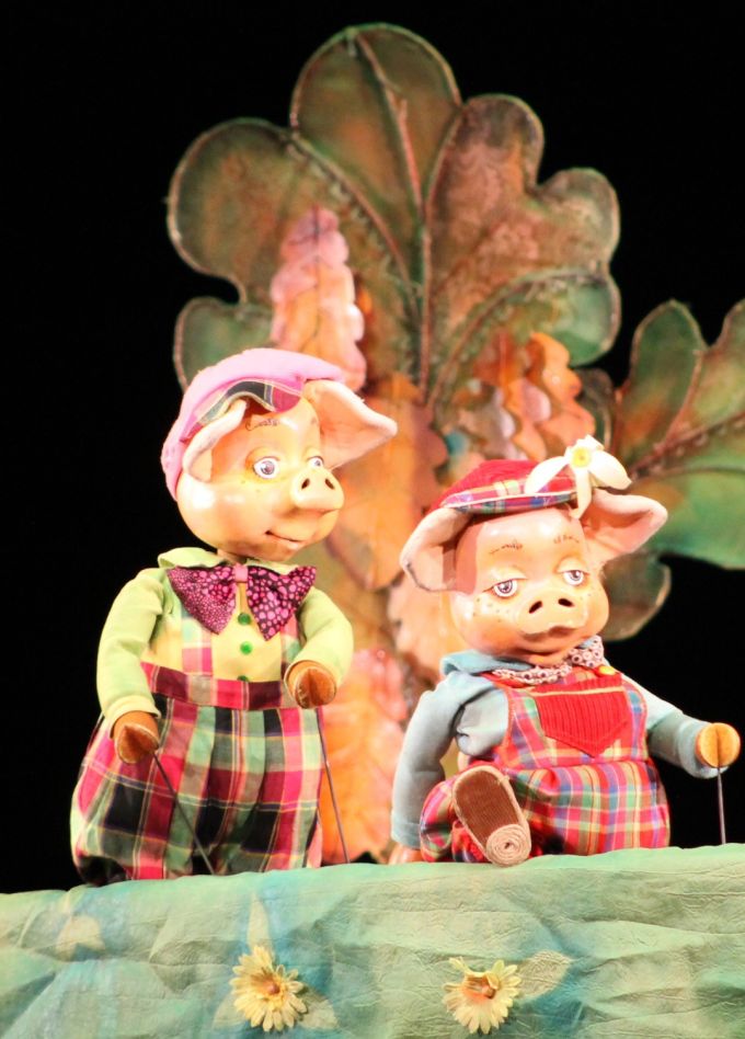 Три поросёнка